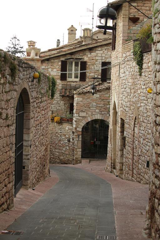 La Casina Colorata Hotel Assisi Bagian luar foto