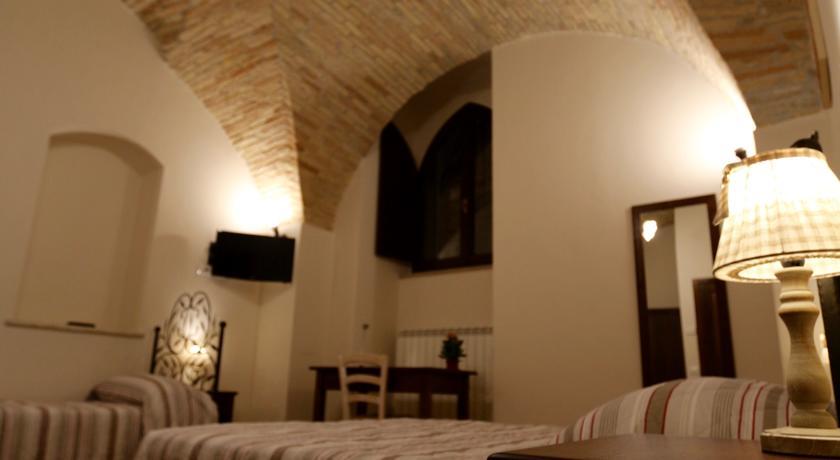 La Casina Colorata Hotel Assisi Ruang foto